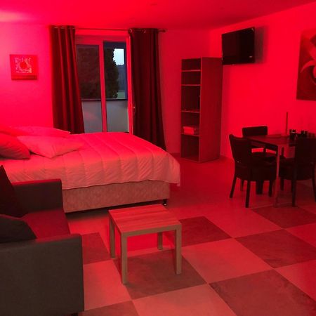 Belle Man Bed & Breakfast Longevelle-sur-Doubs Luaran gambar